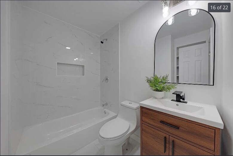 Building Photo - 10913 Joaquin Dr