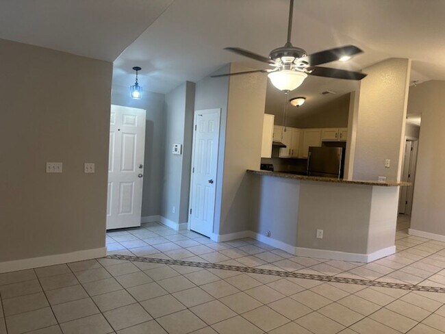 Building Photo - $2,000 For Rent A Lovely 3 Bed 2 Bath 1.673 Sq. Ft. Condo, all One Level Home in Chandler 85225!