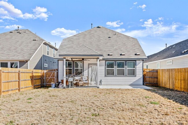 Building Photo - 11903 Clayton Creek Ave