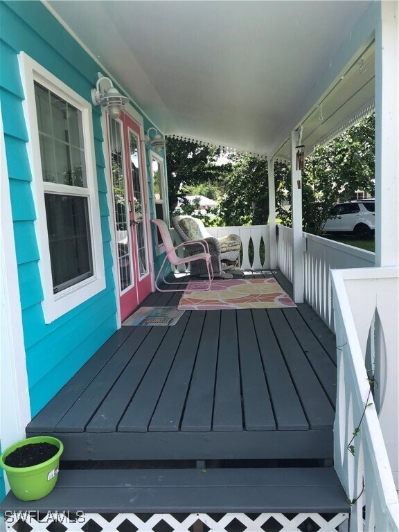 Building Photo - 981 8th Terrace N