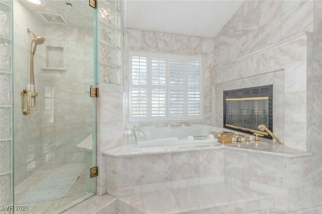 Building Photo - 3030 Cooper Creek Dr