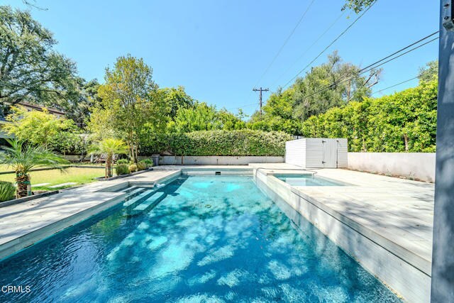Building Photo - 4330 Bel Air Dr