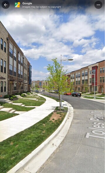 Building Photo - 2820 Arts Vista Blvd