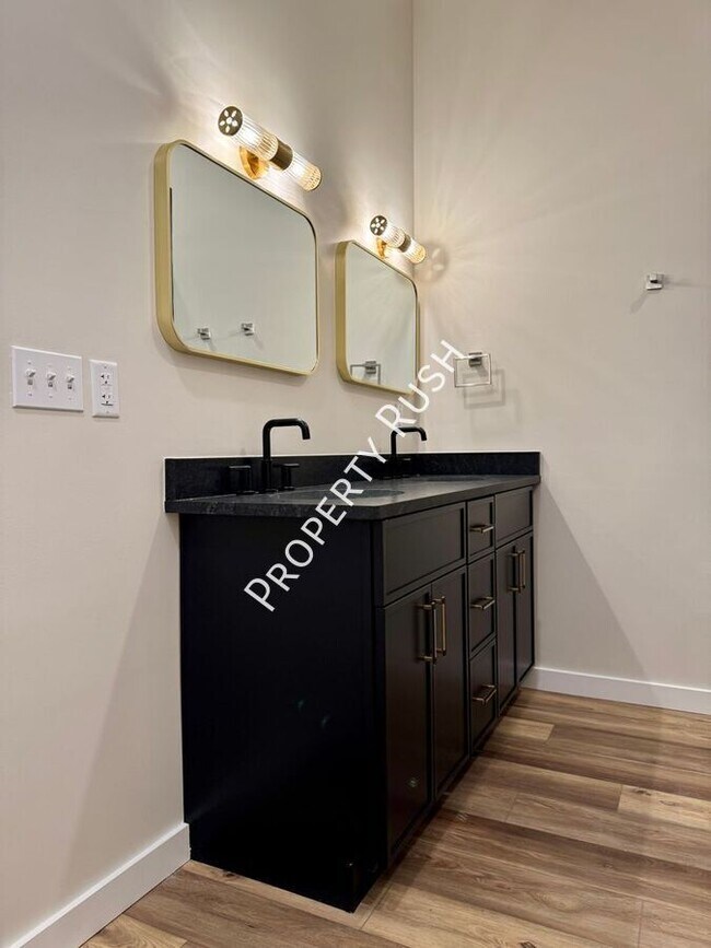 Building Photo - 1861 Zeta Way