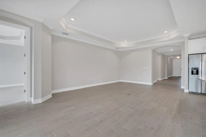 Building Photo - 341 Villoresi Blvd