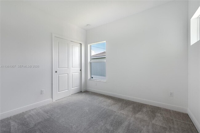 Building Photo - 542 Parsons Wy