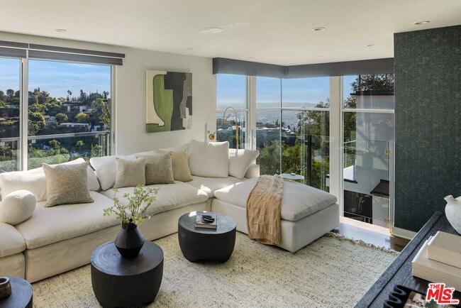 Building Photo - 9318 Warbler Way