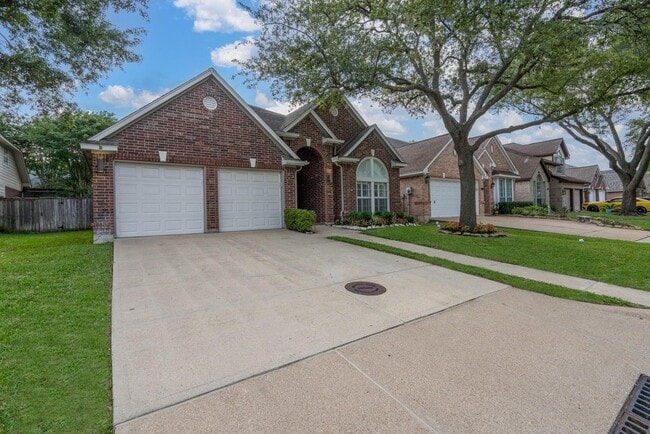 Building Photo - 1211 Campton Ct