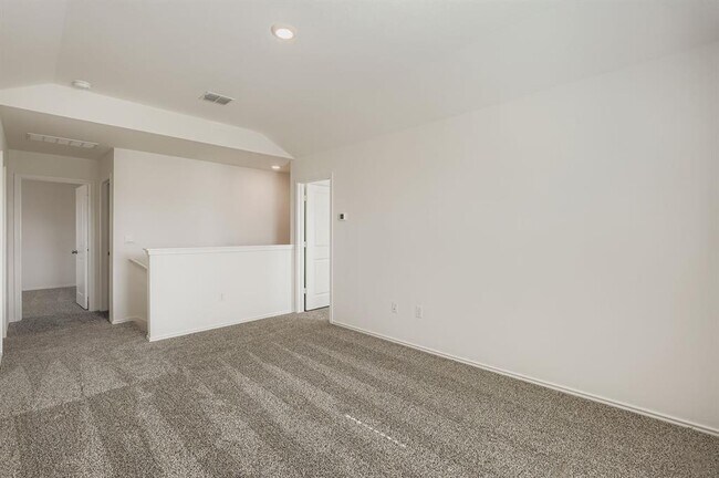 Building Photo - 12112 Douglas Fir Cir