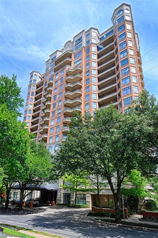 Building Photo - 2828 Hood St