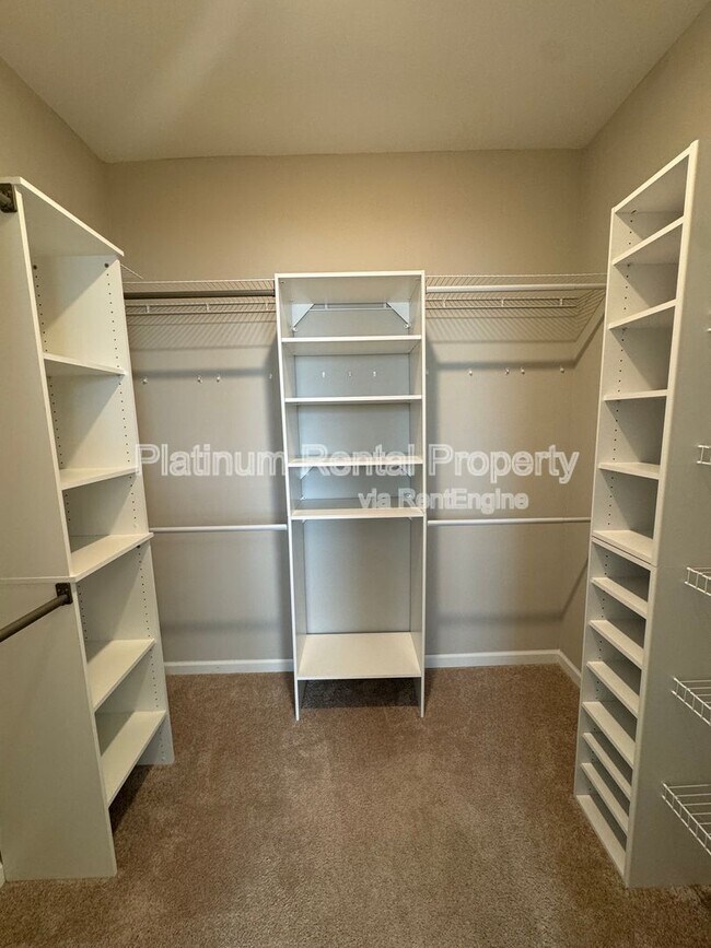 Building Photo - 707 Topsail Ln