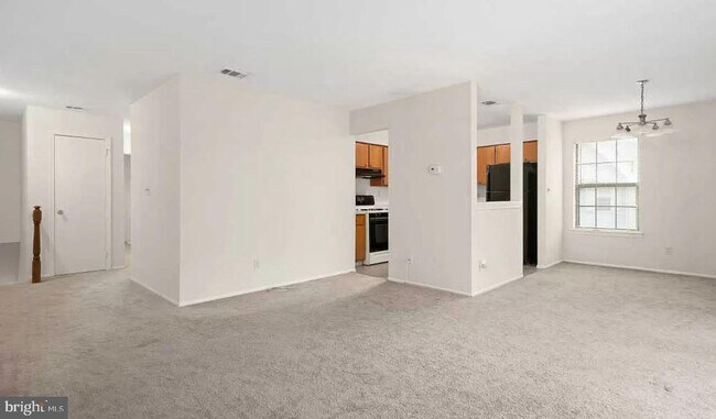 Building Photo - 158 Wyndham Pl