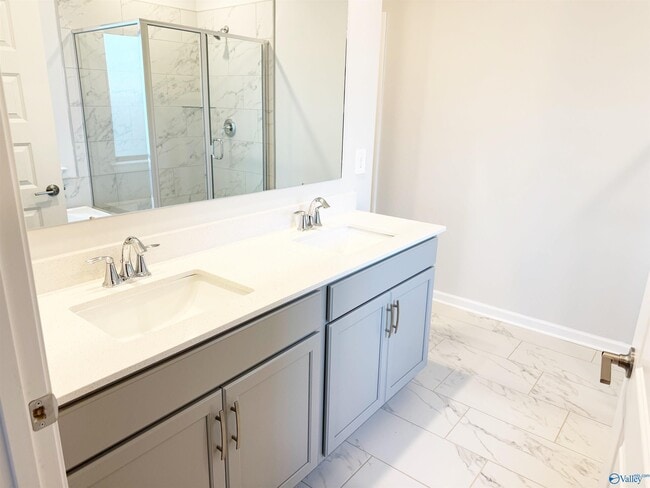 Building Photo - 6057 Gardner Maples Dr SE