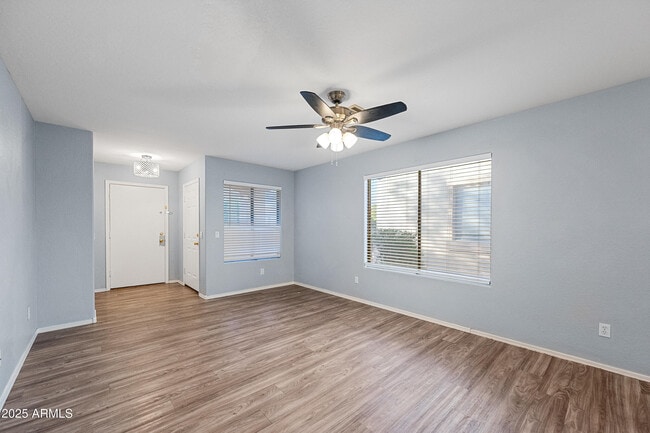 Building Photo - 125 N 22nd Pl