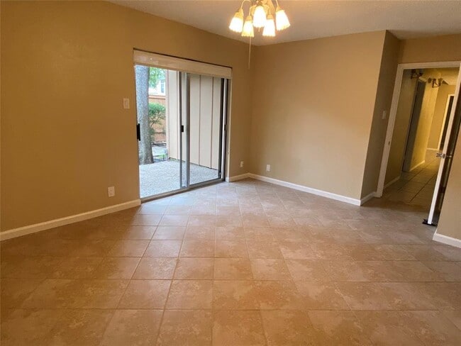 Building Photo - 7922 Ridgeline N