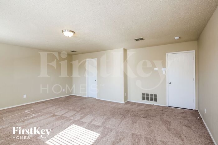 Building Photo - 2980 Santa Sabina Dr