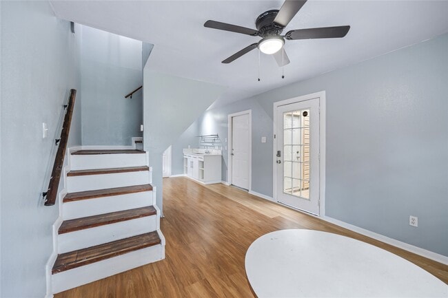 Building Photo - 68 Annette Ln