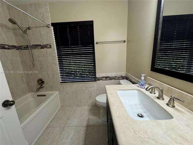 Building Photo - 4321 Willow Ridge Dr