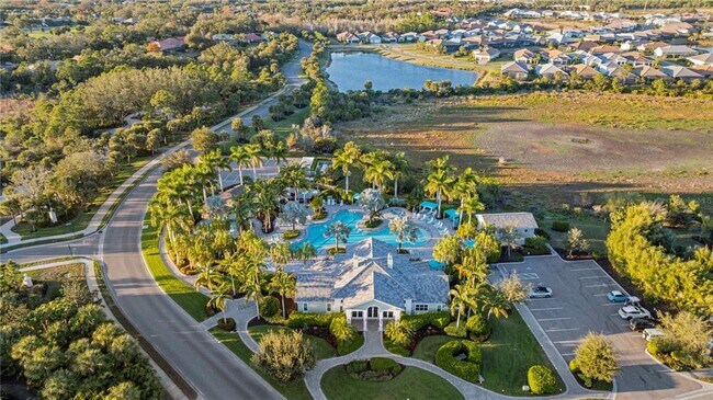 Building Photo - 26683 Raphis Royale Blvd