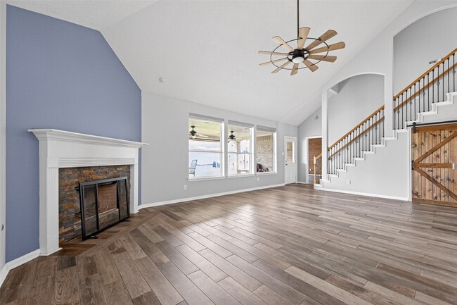 Building Photo - 20827 Rose Crossing Ln