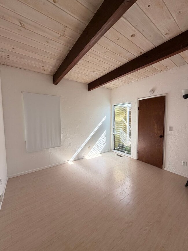 Building Photo - Mid-Century Modern Coastal Retreat – Walk to Beach & Bike to Aptos Village | 4+ Bed / 2 Bath