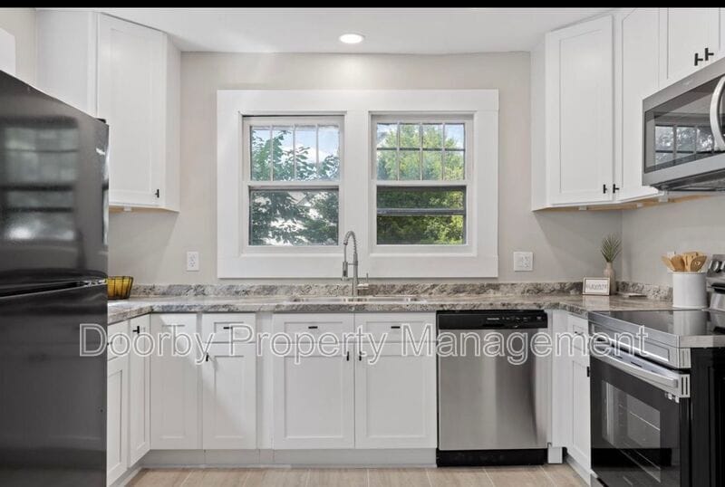 Building Photo - 1411 Marlboro Ave