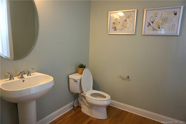 Building Photo - 22 Alcott Way