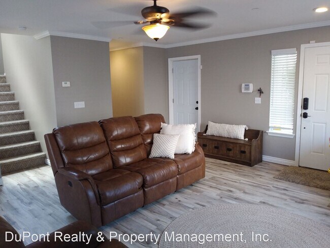 Building Photo - 3 br, 2.5 bath House - 1222 Evans Ct
