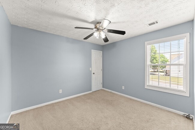 Building Photo - 104 Jameston Dr