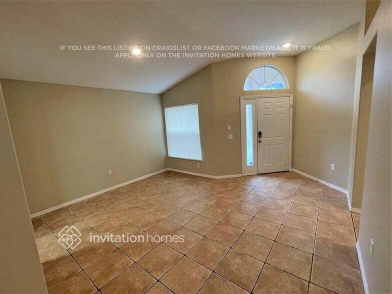 Building Photo - 6234 White Clover Cir