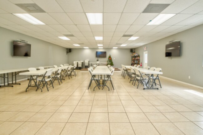 Building Photo - 9751 FL-78