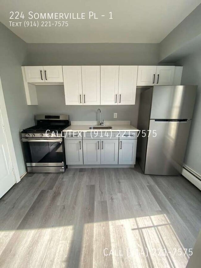 Building Photo - 224 Sommerville Pl