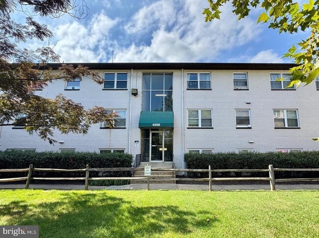 Building Photo - 4258 Buckman Rd