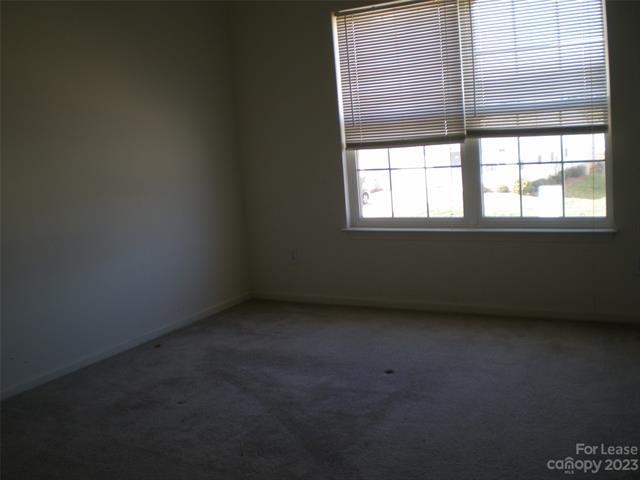 Building Photo - 153 Springwood Ln