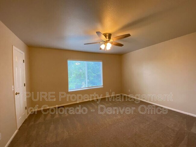 Building Photo - 2573 Cove Creek Ct