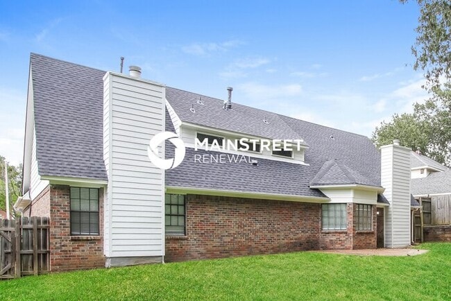 Building Photo - 4 Bedroom Pet-Friendly Home in Cordova, TN with Main Street Renewal