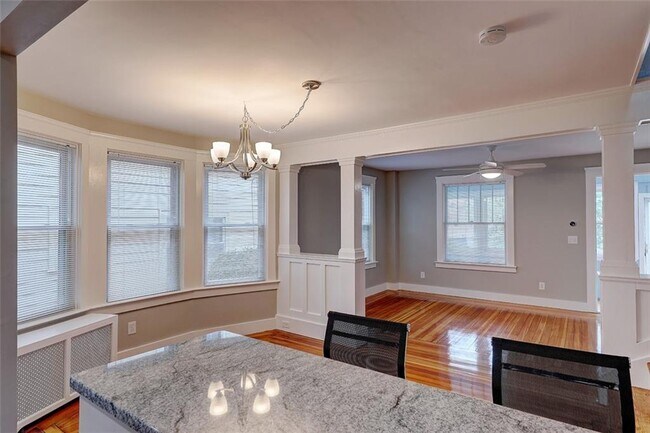 Building Photo - 167 Lafayette St