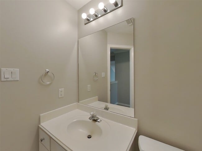 Building Photo - 2907 Crescent Star Rd