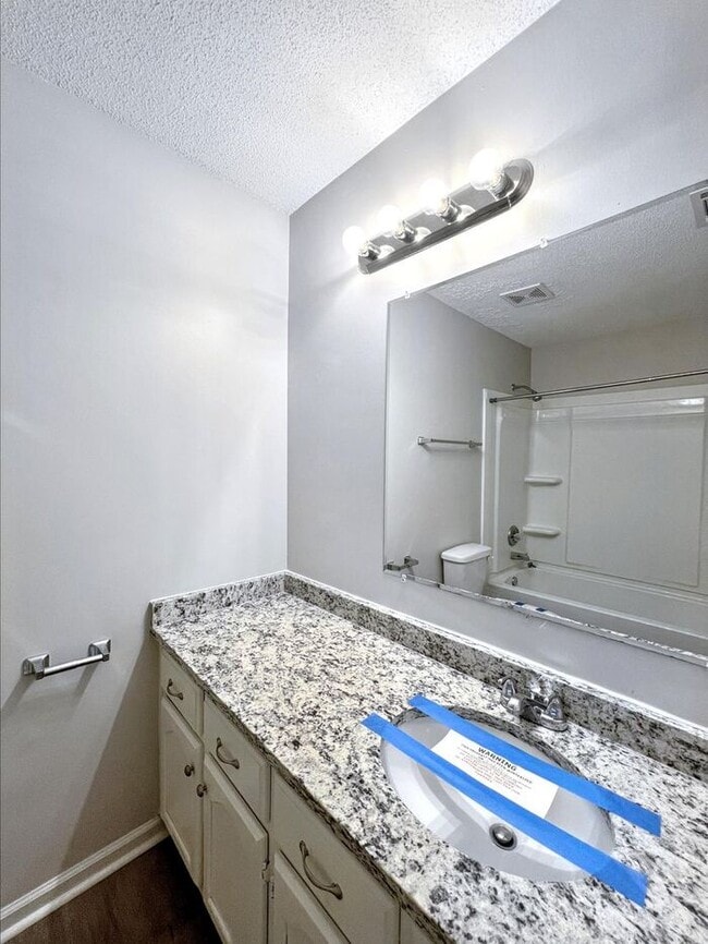 Building Photo - 7611 Lilly Dr