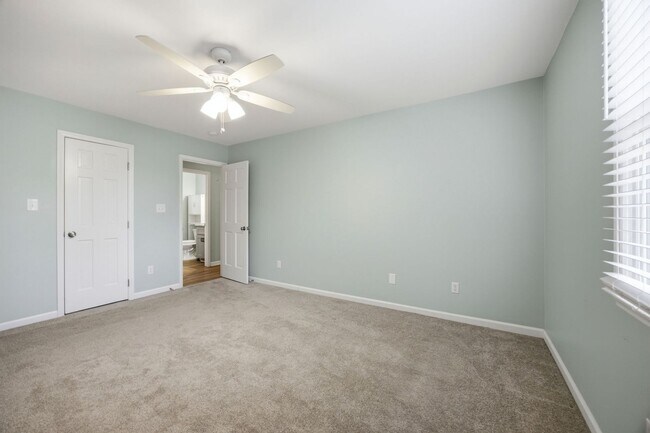 Building Photo - Spacious 3BR Home with Deck in Prime Wake Forest Location