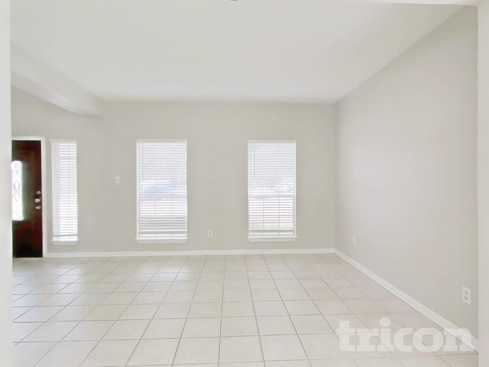 Building Photo - 5911 Klamath Falls Ct