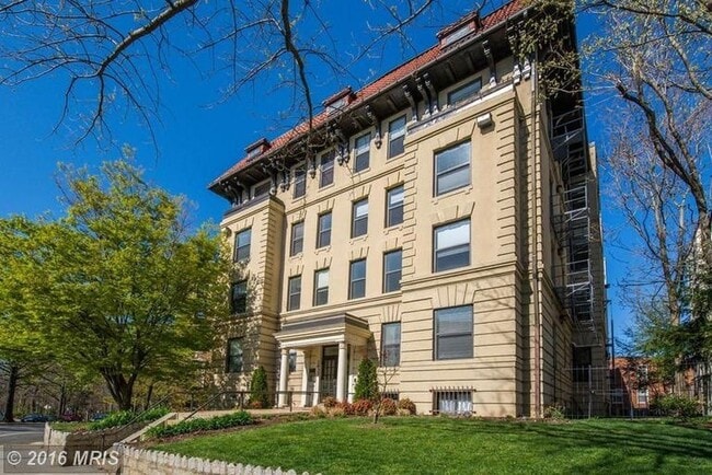 Building Photo - Available Now! 2 Bedroom Condo in Adams Mo...