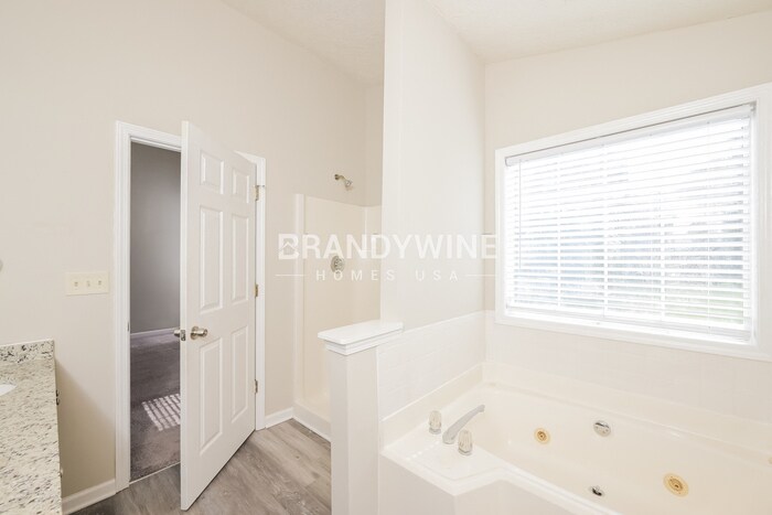 Building Photo - 270 Allatoona Rd