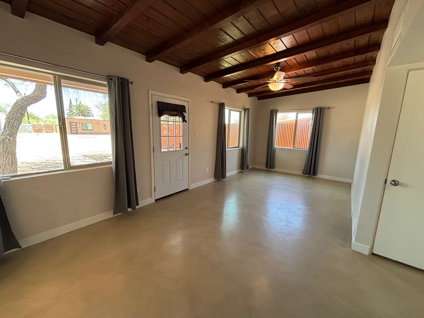 Building Photo - 5128 E Pima St