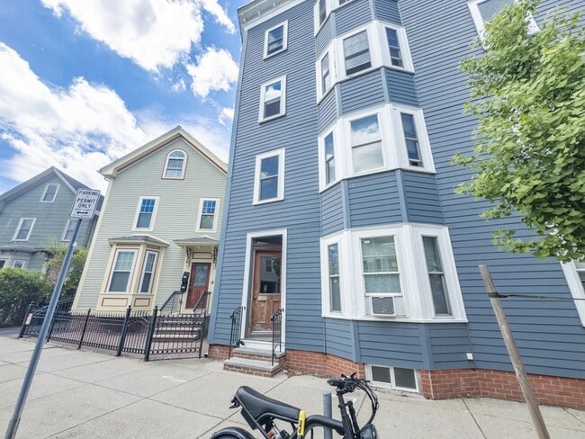 Building Photo - 100-A Hampshire Street