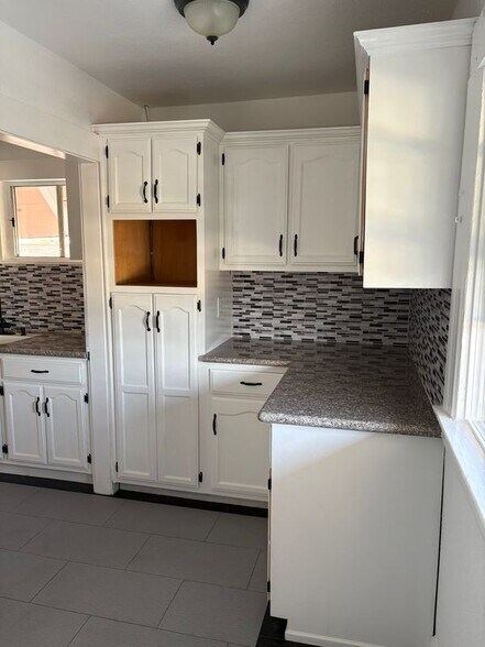 Building Photo - 3624 Arlington Ave