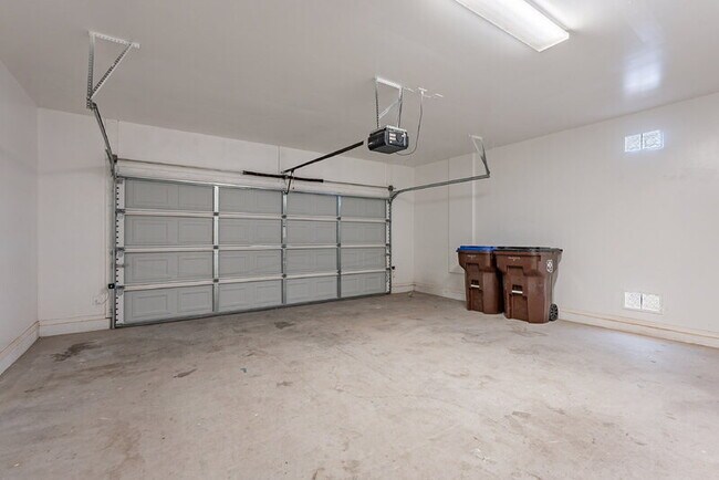 Building Photo - 7599 W Springfield Wy