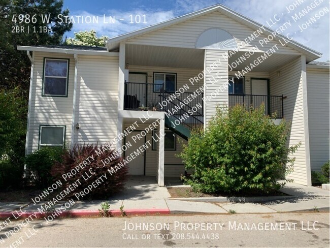 Primary Photo - 4986 W Station Ln