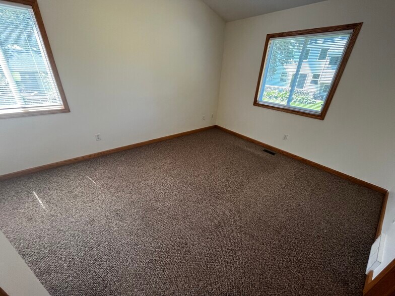 Building Photo - 788 Graafschap Rd