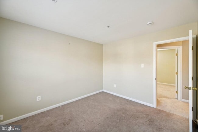 Building Photo - 14505 Pleffner Ct